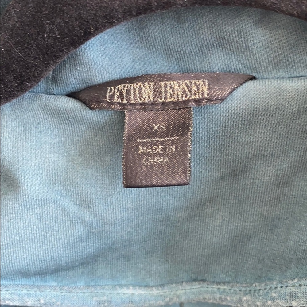 Jacket - Picture 3 of 4